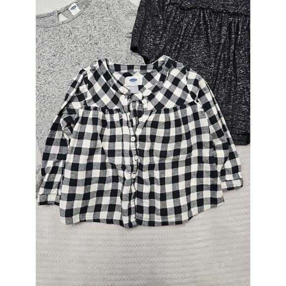 Old Navy Lot Girls 4T Dress & 3 Shirts - Picture 2 of 8